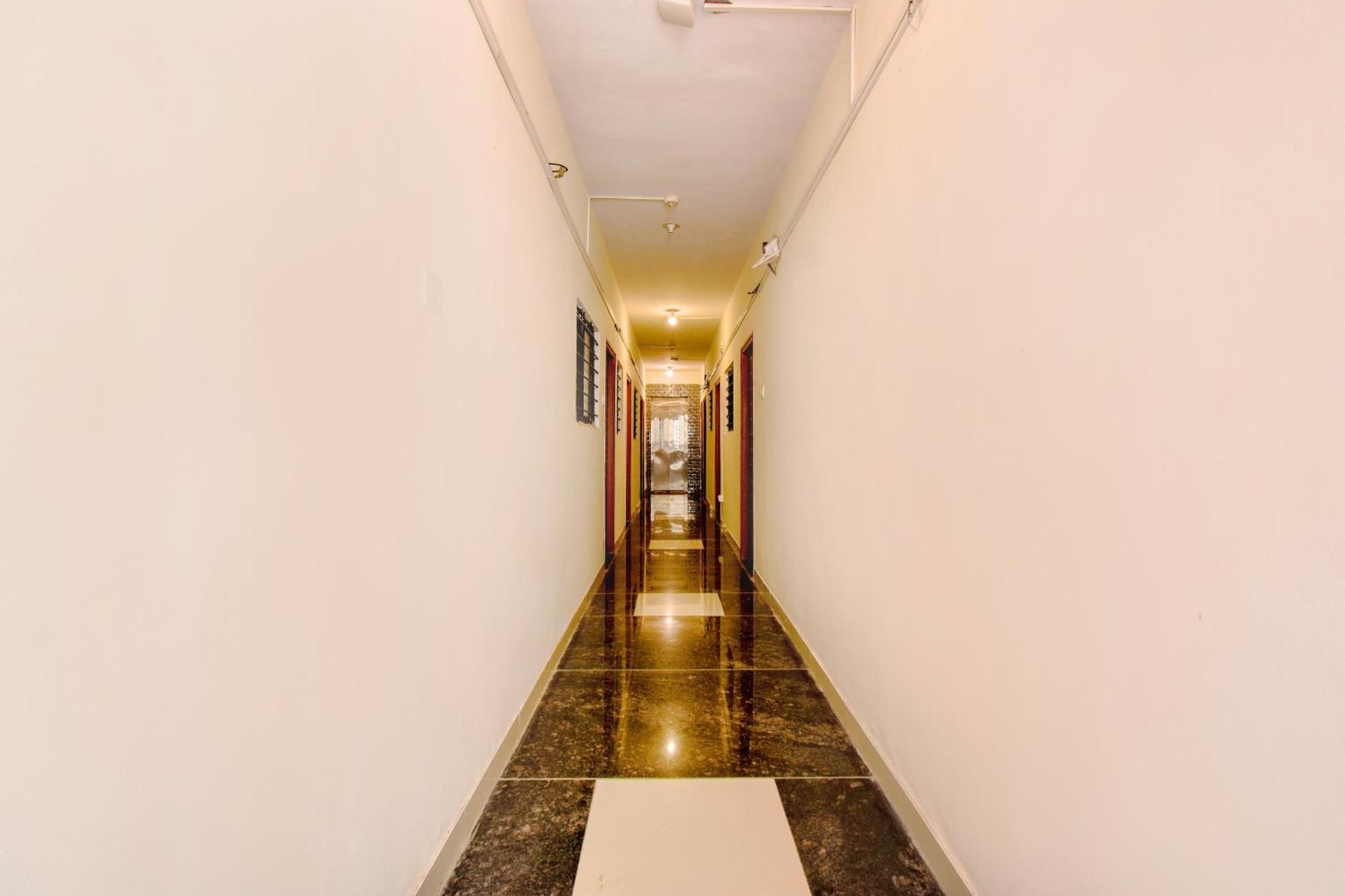 แฟ็บเอ็กซ์เพรส เอสอาร์เอช Hotel ฮินเจวาดี ภายนอก รูปภาพ