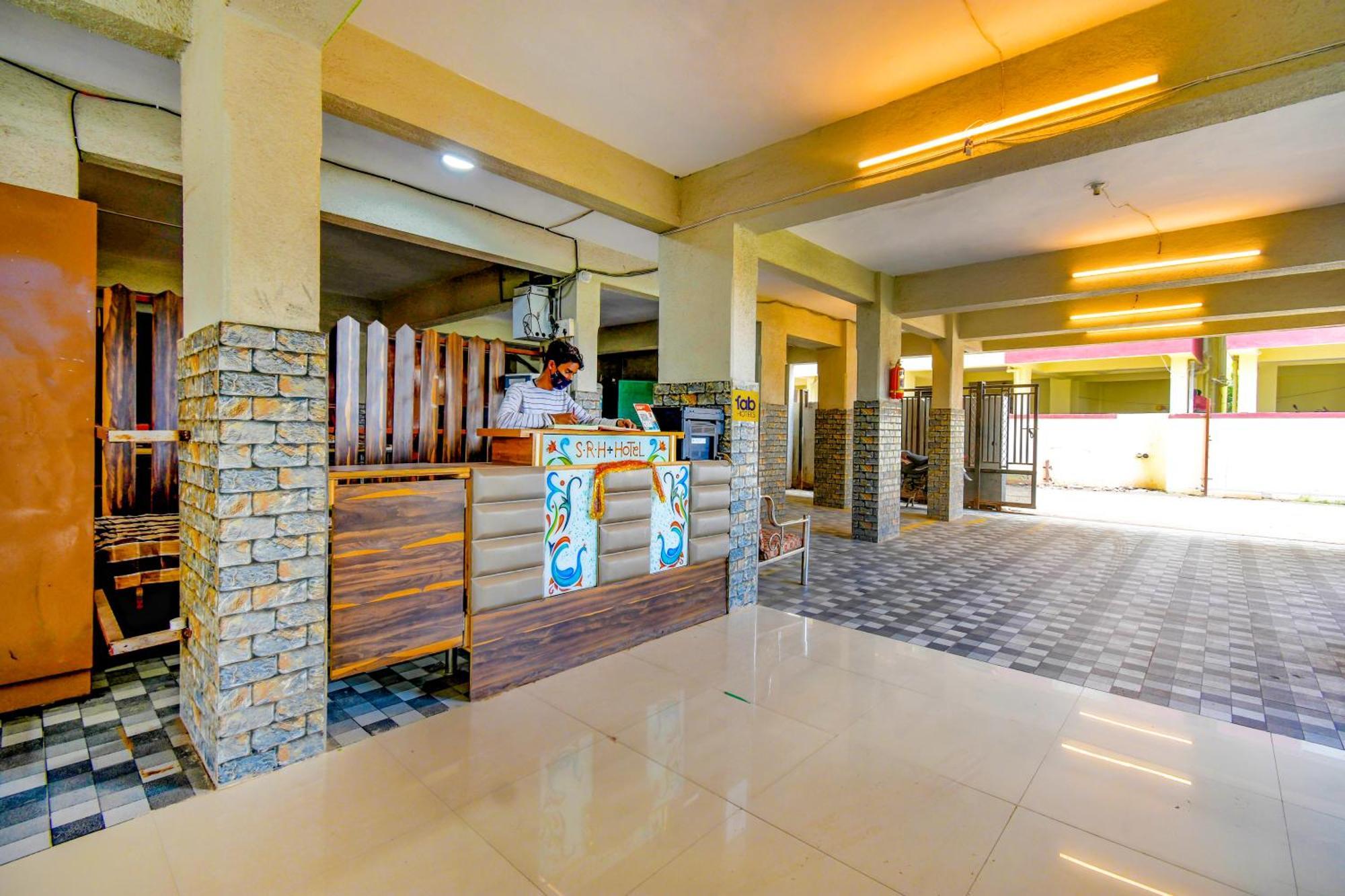 แฟ็บเอ็กซ์เพรส เอสอาร์เอช Hotel ฮินเจวาดี ภายนอก รูปภาพ